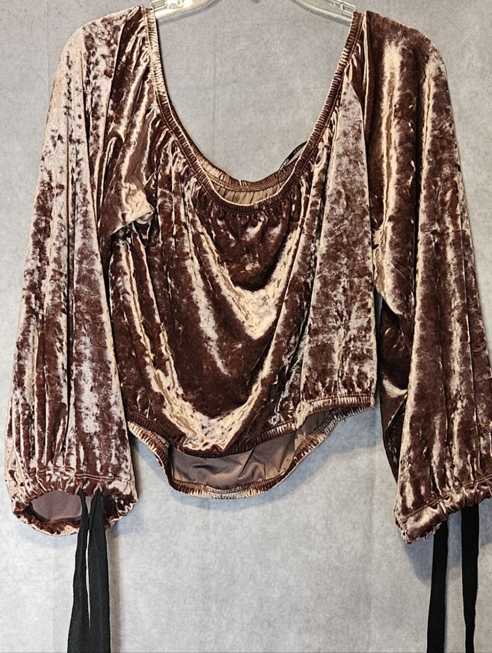 Crushed Velvet Off Shoulder Top Long Bell Sleeve RibbonForever 21 Plus 2X